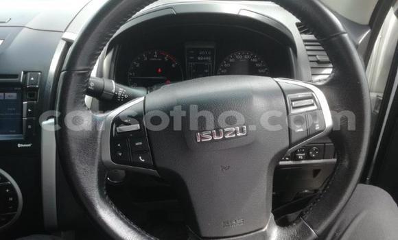 Sayi Na hannu Isuzu KB White Mota in Maseru a Maseru Sayi Na hannu Isuzu KB White Mota in Maseru a Maseru