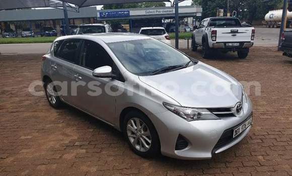 Sayi Na hannu Toyota Auris Silver Mota in Mafeteng a Mafeteng Sayi Na hannu Toyota Auris Silver Mota in Mafeteng a Mafeteng