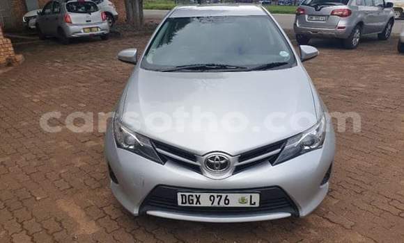 Sayi Na hannu Toyota Auris Silver Mota in Mafeteng a Mafeteng Sayi Na hannu Toyota Auris Silver Mota in Mafeteng a Mafeteng