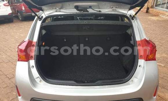 Sayi Na hannu Toyota Auris Silver Mota in Mafeteng a Mafeteng Sayi Na hannu Toyota Auris Silver Mota in Mafeteng a Mafeteng