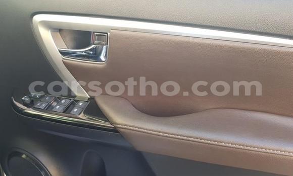 Buy Used Toyota Fortuner White Car in Maseru in Maseru Buy Used Toyota Fortuner White Car in Maseru in Maseru