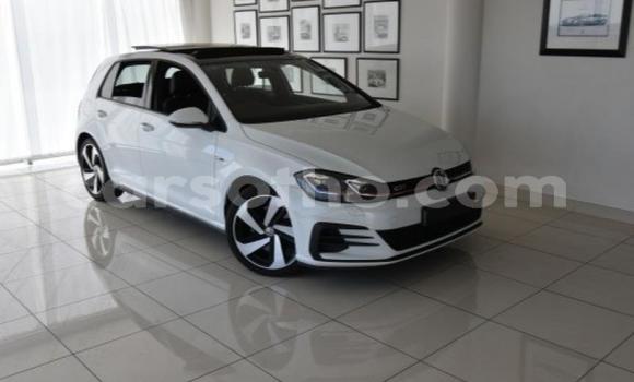 Buy Used Volkswagen Golf White Car in Maseru in Maseru Buy Used Volkswagen Golf White Car in Maseru in Maseru