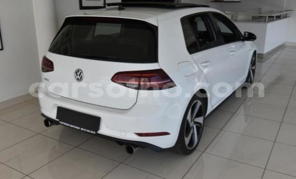 Buy Used Volkswagen Golf White Car in Maseru in Maseru Buy Used Volkswagen Golf White Car in Maseru in Maseru