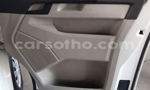 اشتري مستعمل Volkswagen Karmann-Ghia White سيارة في Maseru في Maseru اشتري مستعمل Volkswagen Karmann-Ghia White سيارة في Maseru في Maseru