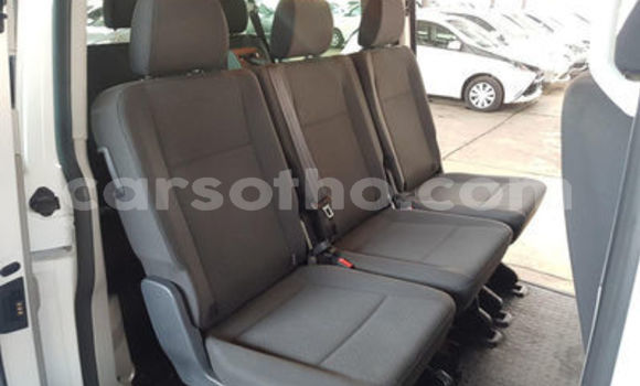 اشتري مستعمل Volkswagen Karmann-Ghia White سيارة في Maseru في Maseru اشتري مستعمل Volkswagen Karmann-Ghia White سيارة في Maseru في Maseru