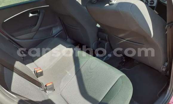 Acheter Occasion Voiture Volkswagen Polo Rouge à Maseru, Maseru Acheter Occasion Voiture Volkswagen Polo Rouge à Maseru, Maseru