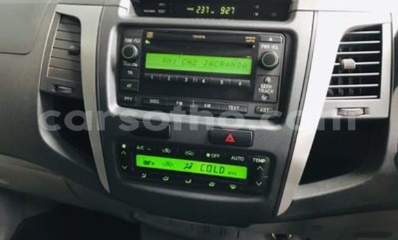 Buy Used Toyota Hilux White Car in Maseru in Maseru Buy Used Toyota Hilux White Car in Maseru in Maseru