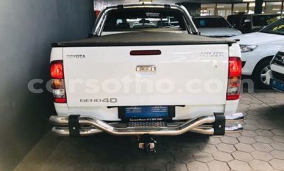 Buy Used Toyota Hilux White Car in Maseru in Maseru Buy Used Toyota Hilux White Car in Maseru in Maseru