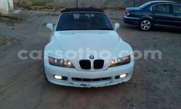 Sayi Na hannu BMW Z3 White Mota in Maseru a Maseru Sayi Na hannu BMW Z3 White Mota in Maseru a Maseru