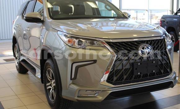 اشتري مستعمل Toyota Fortuner Silver سيارة في Maseru في Maseru اشتري مستعمل Toyota Fortuner Silver سيارة في Maseru في Maseru