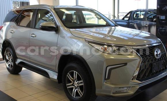 اشتري مستعمل Toyota Fortuner Silver سيارة في Maseru في Maseru اشتري مستعمل Toyota Fortuner Silver سيارة في Maseru في Maseru