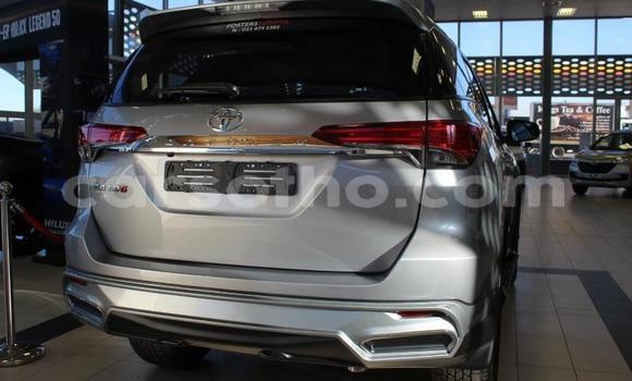 اشتري مستعمل Toyota Fortuner Silver سيارة في Maseru في Maseru اشتري مستعمل Toyota Fortuner Silver سيارة في Maseru في Maseru
