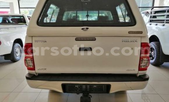 اشتري مستعمل Toyota Hilux White سيارة في Maseru في Maseru اشتري مستعمل Toyota Hilux White سيارة في Maseru في Maseru