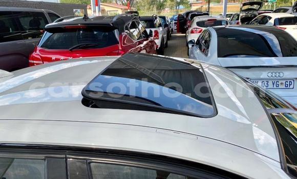 Acheter Occasion Voiture BMW 3–Series Blanc à Maseru, Maseru Acheter Occasion Voiture BMW 3–Series Blanc à Maseru, Maseru