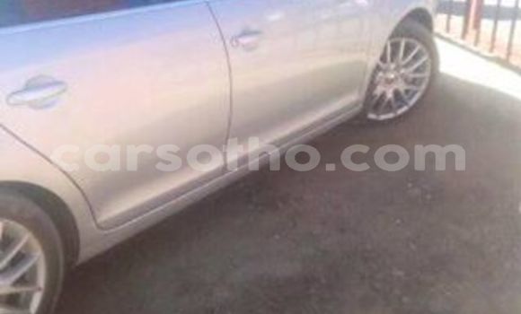 Sayi Na hannu Volkswagen Jetta Silver Mota in Maseru a Maseru Sayi Na hannu Volkswagen Jetta Silver Mota in Maseru a Maseru