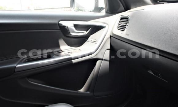 Acheter Occasion Voiture Volvo S60 Blanc à Maseru, Maseru Acheter Occasion Voiture Volvo S60 Blanc à Maseru, Maseru