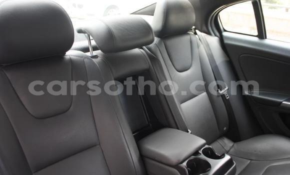 Acheter Occasion Voiture Volvo S60 Blanc à Maseru, Maseru Acheter Occasion Voiture Volvo S60 Blanc à Maseru, Maseru