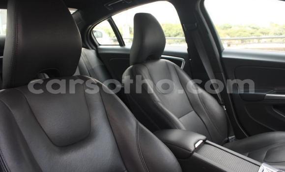 Acheter Occasion Voiture Volvo S60 Blanc à Maseru, Maseru Acheter Occasion Voiture Volvo S60 Blanc à Maseru, Maseru