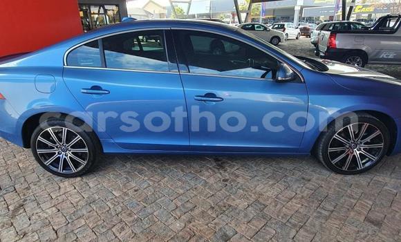 Acheter Occasion Voiture Volvo S60 Bleu à Maseru, Maseru Acheter Occasion Voiture Volvo S60 Bleu à Maseru, Maseru