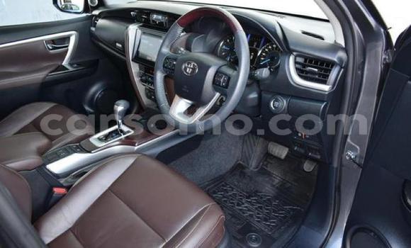 اشتري مستعمل Toyota Fortuner Silver سيارة في Maseru في Maseru اشتري مستعمل Toyota Fortuner Silver سيارة في Maseru في Maseru