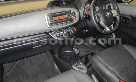 اشتري مستعمل Toyota Yaris Silver سيارة في Maseru في Maseru اشتري مستعمل Toyota Yaris Silver سيارة في Maseru في Maseru