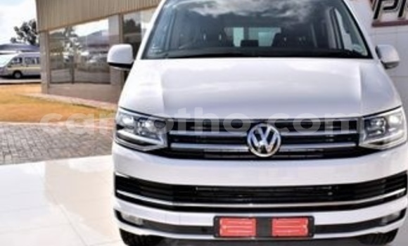 Acheter Occasion Voiture Volkswagen Karmann-Ghia Blanc à Maseru, Maseru Acheter Occasion Voiture Volkswagen Karmann-Ghia Blanc à Maseru, Maseru