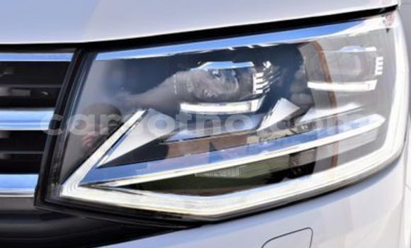 Acheter Occasion Voiture Volkswagen Karmann-Ghia Blanc à Maseru, Maseru Acheter Occasion Voiture Volkswagen Karmann-Ghia Blanc à Maseru, Maseru