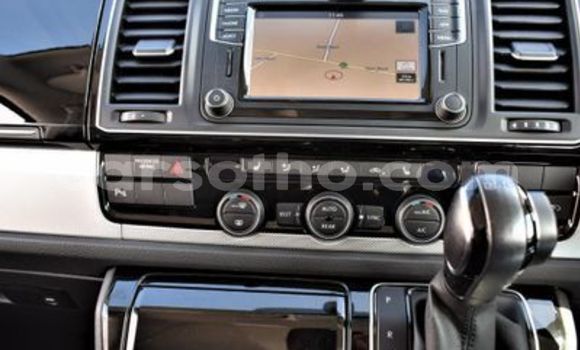 Acheter Occasion Voiture Volkswagen Karmann-Ghia Blanc à Maseru, Maseru Acheter Occasion Voiture Volkswagen Karmann-Ghia Blanc à Maseru, Maseru