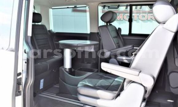 Acheter Occasion Voiture Volkswagen Karmann-Ghia Blanc à Maseru, Maseru Acheter Occasion Voiture Volkswagen Karmann-Ghia Blanc à Maseru, Maseru