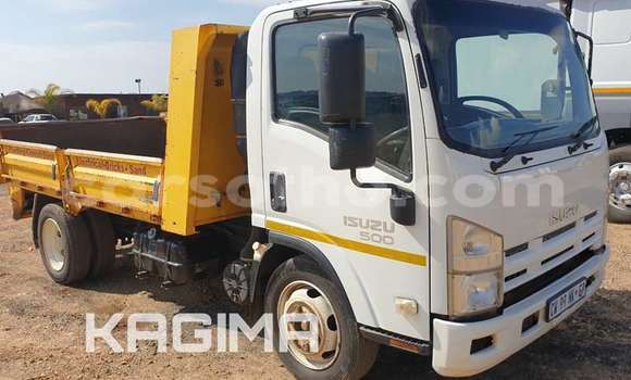 اشتري مستعمل Isuzu FTR 850 Other شاحنة في Maputsoe في Leribe اشتري مستعمل Isuzu FTR 850 Other شاحنة في Maputsoe في Leribe