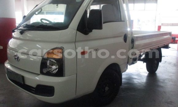 Buy Used Hyundai H200 White Truck in Maseru in Maseru Buy Used Hyundai H200 White Truck in Maseru in Maseru