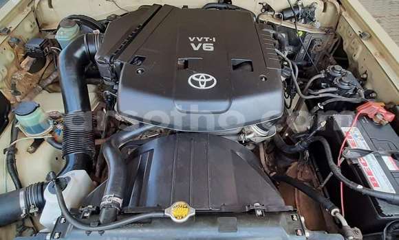اشتري مستعمل Toyota Land Cruiser Beige سيارة في Mohale's Hoek في Mohale's Hoek اشتري مستعمل Toyota Land Cruiser Beige سيارة في Mohale's Hoek في Mohale's Hoek