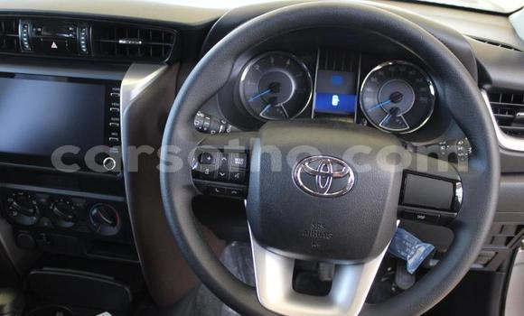 Buy Used Toyota Fortuner White Car in Maseru in Maseru Buy Used Toyota Fortuner White Car in Maseru in Maseru