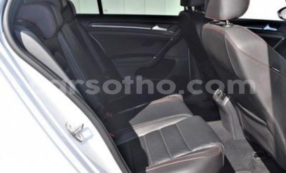 Sayi Na hannu Volkswagen Golf GTI White Mota in Maseru a Maseru Sayi Na hannu Volkswagen Golf GTI White Mota in Maseru a Maseru