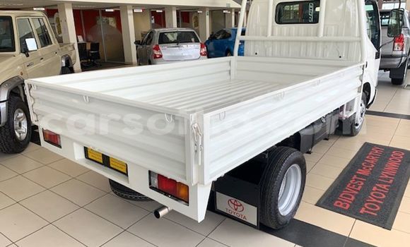 Acheter Occasion Voiture Toyota Dyna Blanc à Butha–Buthe, Thaba-Tseka Acheter Occasion Voiture Toyota Dyna Blanc à Butha–Buthe, Thaba-Tseka