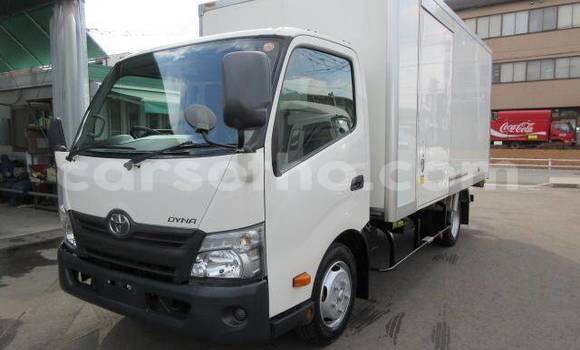 اشتري مستعمل Toyota Dyna White سيارة في Butha–Buthe في Thaba-Tseka اشتري مستعمل Toyota Dyna White سيارة في Butha–Buthe في Thaba-Tseka