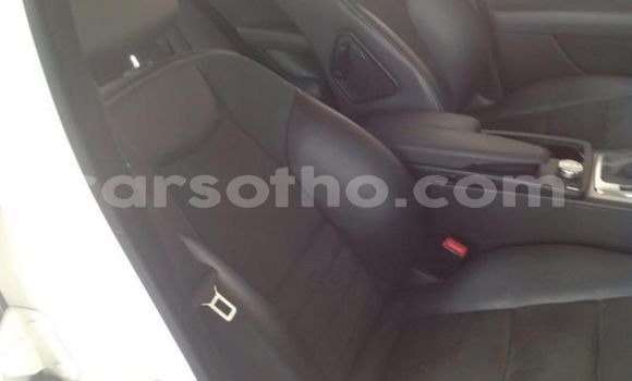 Buy Used Mercedes-Benz C-klasse White Car in Maseru in Maseru Buy Used Mercedes-Benz C-klasse White Car in Maseru in Maseru