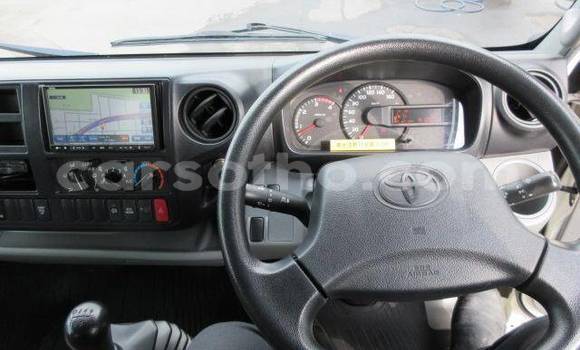 اشتري مستعمل Toyota Dyna White سيارة في Butha–Buthe في Thaba-Tseka اشتري مستعمل Toyota Dyna White سيارة في Butha–Buthe في Thaba-Tseka