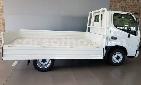 اشتري مستعمل Toyota Dyna White سيارة في Butha–Buthe في Thaba-Tseka اشتري مستعمل Toyota Dyna White سيارة في Butha–Buthe في Thaba-Tseka