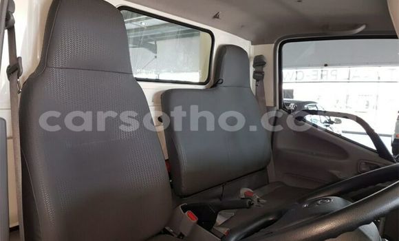 اشتري مستعمل Toyota Dyna White سيارة في Butha–Buthe في Thaba-Tseka اشتري مستعمل Toyota Dyna White سيارة في Butha–Buthe في Thaba-Tseka