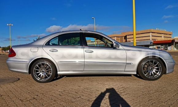 Sayi Na hannu Mercedes-Benz E-klasse AMG Silver Mota in Butha–Buthe a Thaba-Tseka Sayi Na hannu Mercedes-Benz E-klasse AMG Silver Mota in Butha–Buthe a Thaba-Tseka