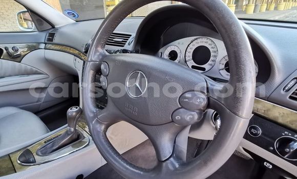 Sayi Na hannu Mercedes-Benz E-klasse AMG Silver Mota in Butha–Buthe a Thaba-Tseka Sayi Na hannu Mercedes-Benz E-klasse AMG Silver Mota in Butha–Buthe a Thaba-Tseka