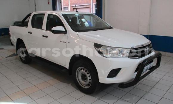 Acheter Occasion Voiture Toyota Hilux Blanc à Maseru, Maseru Acheter Occasion Voiture Toyota Hilux Blanc à Maseru, Maseru