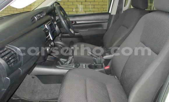 Acheter Occasion Voiture Toyota Hilux Blanc à Maseru, Maseru Acheter Occasion Voiture Toyota Hilux Blanc à Maseru, Maseru