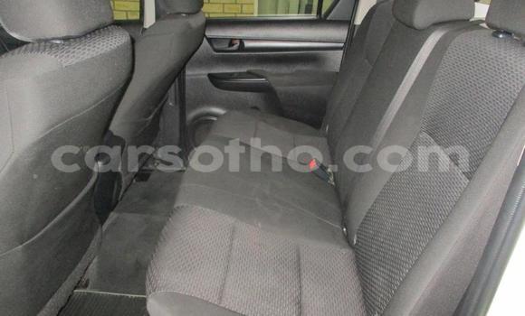 Acheter Occasion Voiture Toyota Hilux Blanc à Maseru, Maseru Acheter Occasion Voiture Toyota Hilux Blanc à Maseru, Maseru