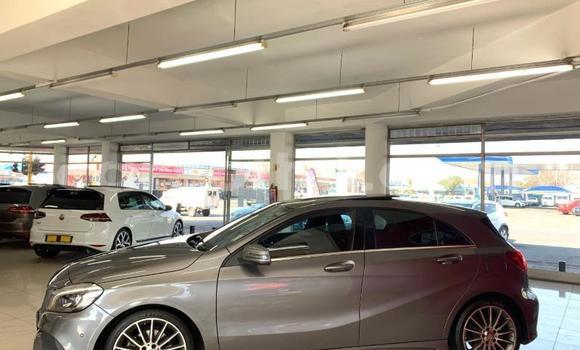 Acheter Occasion Voiture Mercedes-Benz A–Class Marron à Maseru, Maseru Acheter Occasion Voiture Mercedes-Benz A–Class Marron à Maseru, Maseru