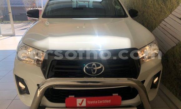 Buy Used Toyota Hilux White Car in Butha Buthe in Butha-Buthe Buy Used Toyota Hilux White Car in Butha Buthe in Butha-Buthe