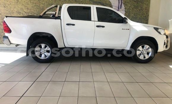 Buy Used Toyota Hilux White Car in Butha Buthe in Butha-Buthe Buy Used Toyota Hilux White Car in Butha Buthe in Butha-Buthe