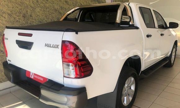 Buy Used Toyota Hilux White Car in Butha Buthe in Butha-Buthe Buy Used Toyota Hilux White Car in Butha Buthe in Butha-Buthe