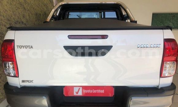 Buy Used Toyota Hilux White Car in Butha Buthe in Butha-Buthe Buy Used Toyota Hilux White Car in Butha Buthe in Butha-Buthe